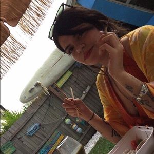 Meet your Posher, Lucia